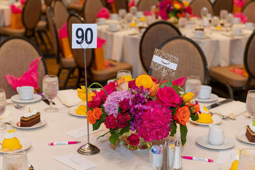 New Friends New Life Stand For Her Luncheon