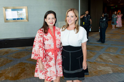 New Friends New Life Stand For Her Luncheon