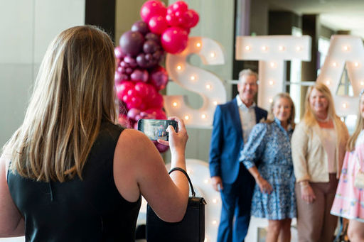 New Friends New Life Stand For Her Luncheon