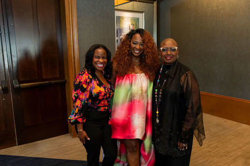 New Friends New Life Stand For Her Luncheon