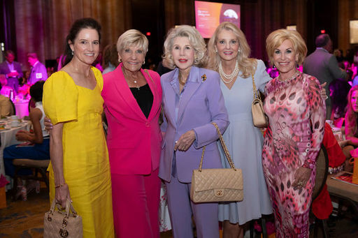 New Friends New Life Stand For Her Luncheon