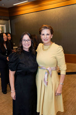 New Friends New Life Stand For Her Luncheon